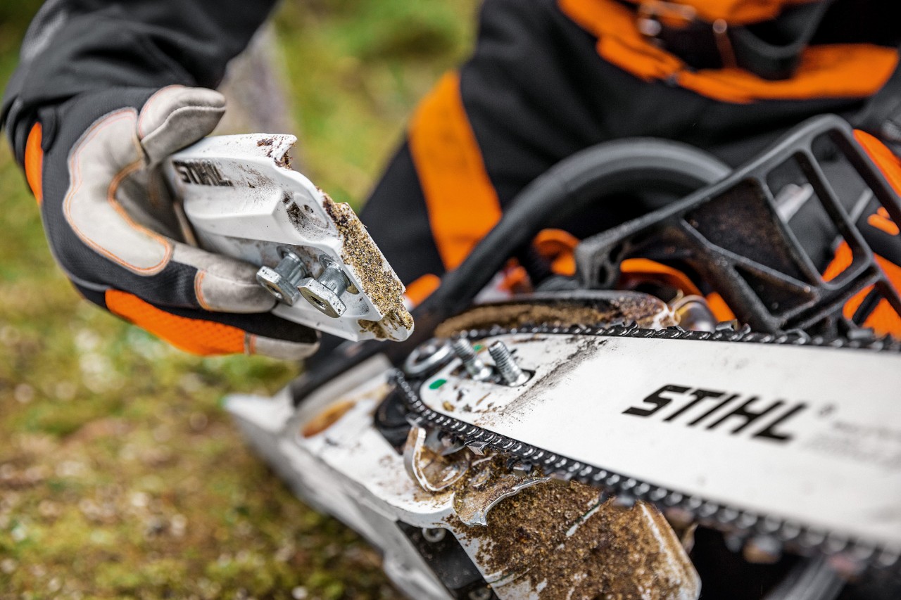Entretien d’une tronçonneuse à essence STIHL MS&nbsp;261&nbsp;C-M