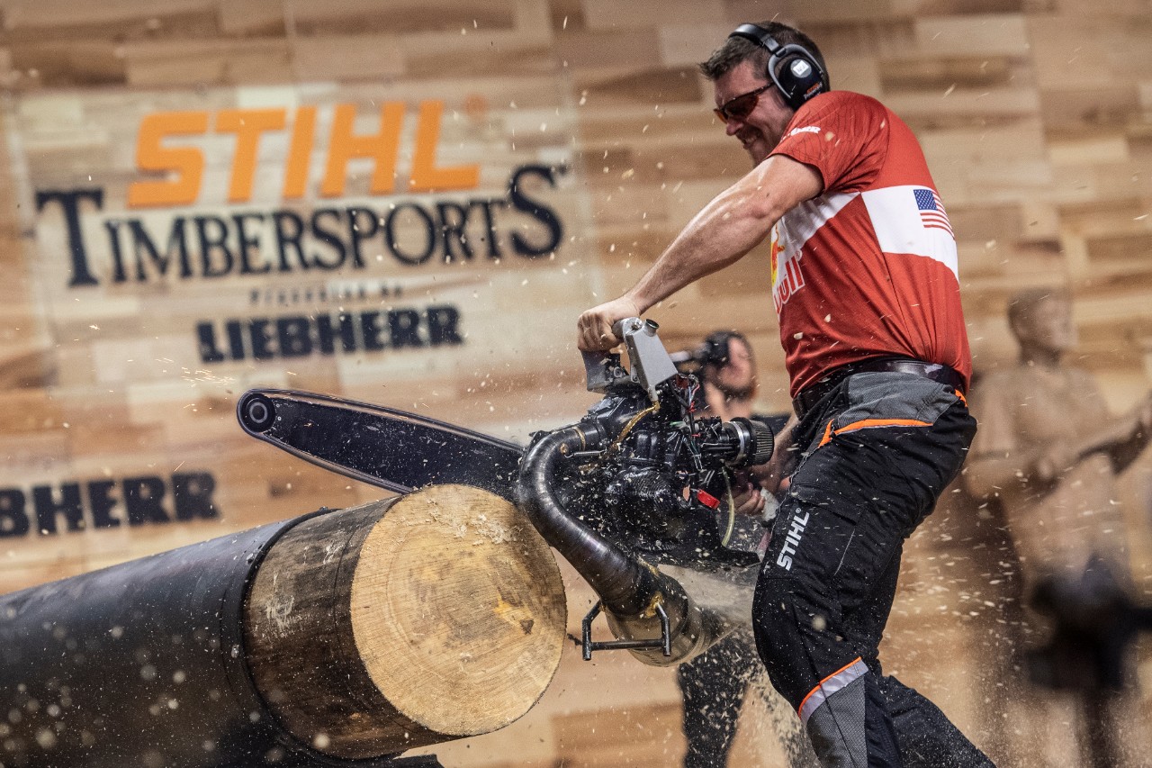 Discipline de la hot saw lors d'un événement TIMBERSPORTS®.
